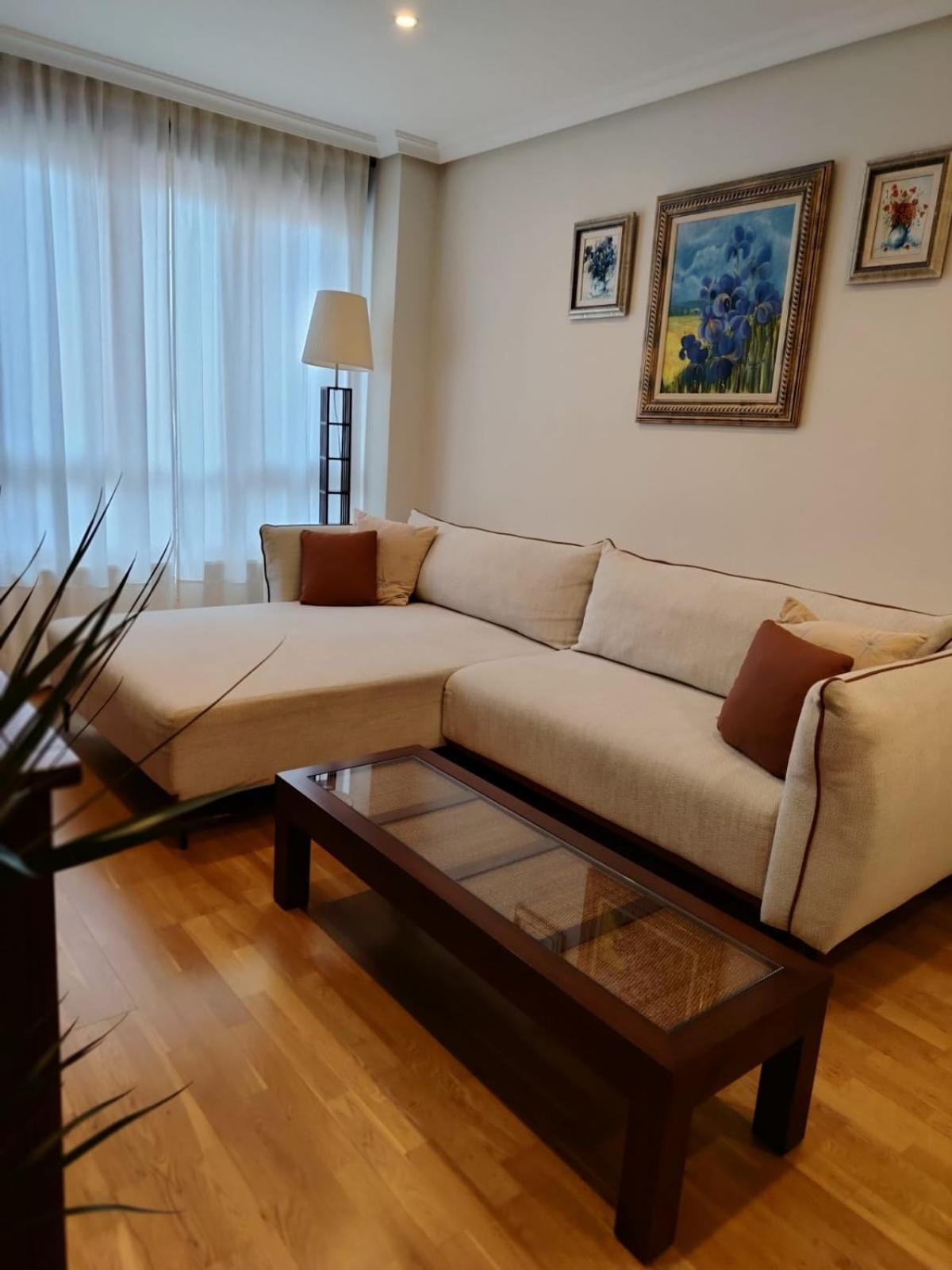 Avello Oviedo Con Parking Apartment Exterior foto